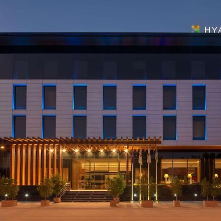 Отель Hyatt Place Riyadh Sulaimania Экстерьер фото